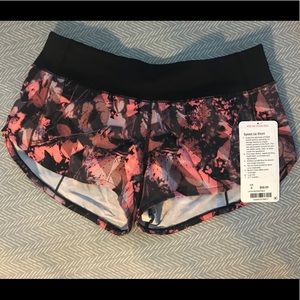 Lululemon Speed Up Short Sz 6 New with tags!!!